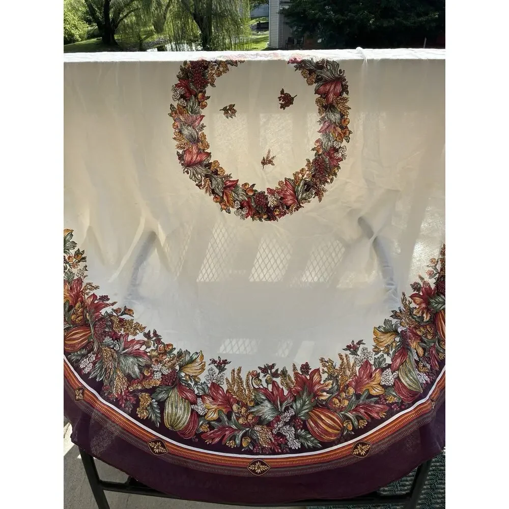 Vintage 1992 Fashion Industries Round Table Cloth 65